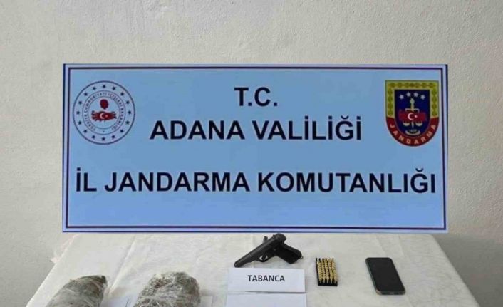 Evinde bir kilogram esrar ele geçirilen şüpheli tutuklandı