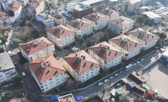 Fatih’te riskli yapılar yerini güvenli konutlara bırakıyor