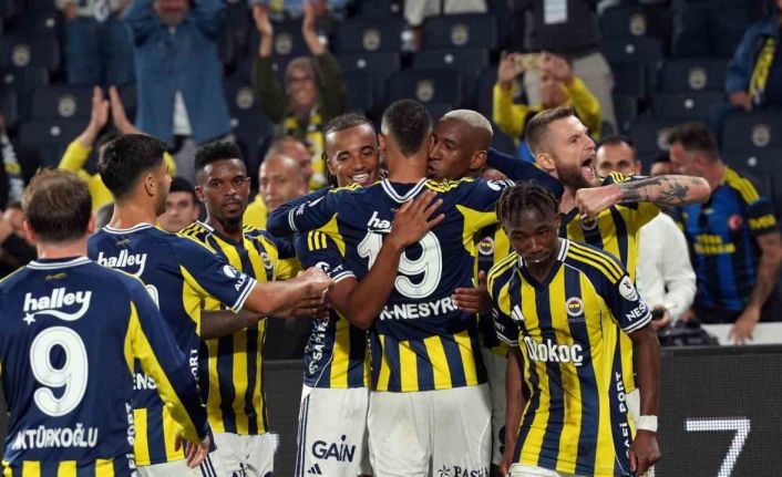 Fenerbahçe, Antalyaspor’u üst üste 7. kez mağlup etti