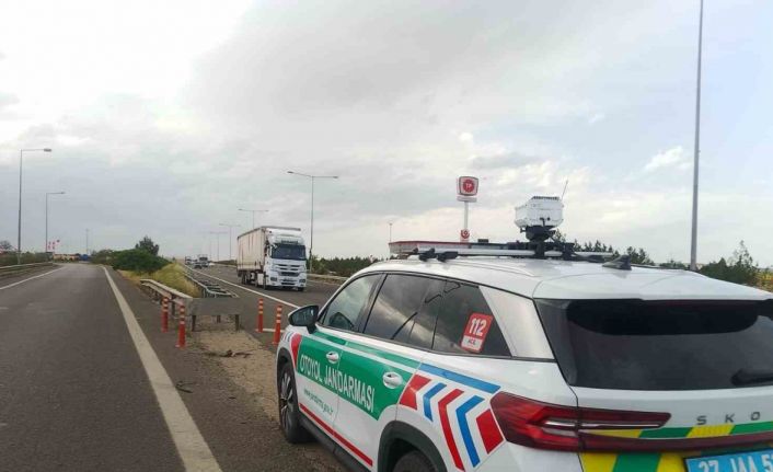 Gaziantep’te otoyolda kural ihlali yapan 2 bin 46 araca ceza