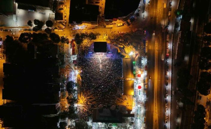 Germencik’te binlerce genç konserle coştu