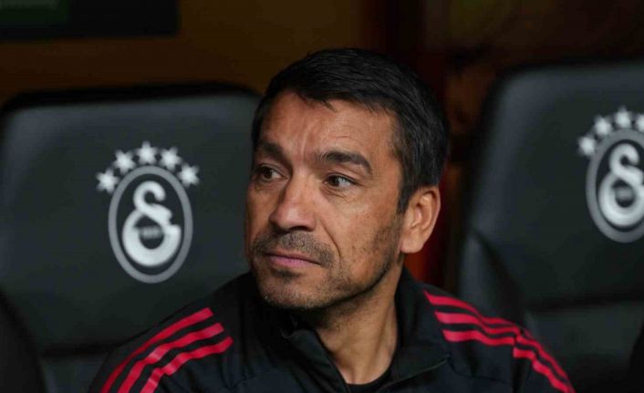 Giovanni van Bronckhorst yeniden İstanbul’da