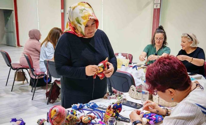 Gölcük’te sanatseverlere özel atölye