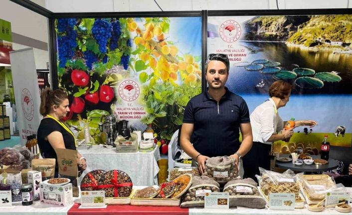 Hekimhan cevizi ve alıç sirkesi, Erzurum’daki uluslararası tarım ve hayvancılık fuarında göz kamaştırdı