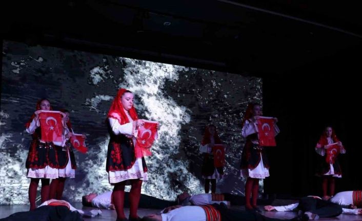 İnegöl’ün kurtuluşunun 103 yıllık hikayesi sahnede sergilendi