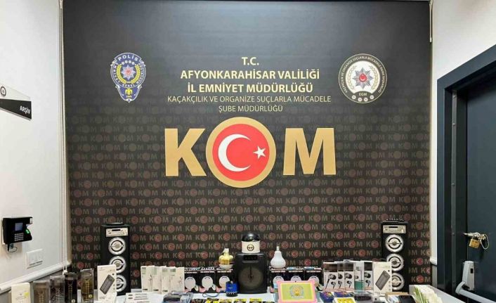 İnsan kaçakçılığı operasyonunda yaklaşık 1 milyon TL ele geçirildi