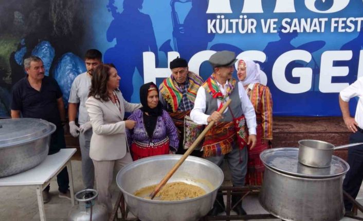 İnsuyu Mağarası 47 yıl sonra Kültür ve Sanat Festivali’ne ev sahipliği yaptı