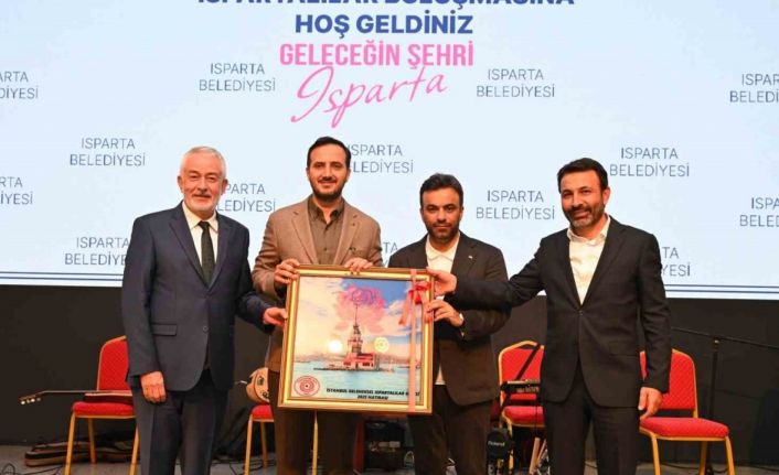 Isparta’nın gül kokusu İstanbul’a taşındı