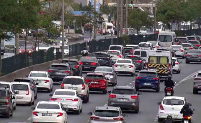 İstanbul’da sabahın ilk saatlerinde trafik yoğunluğu: Yüzde 63’e ulaştı