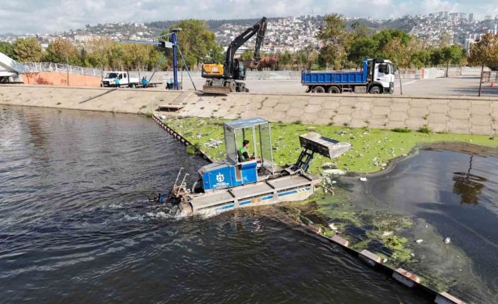 İzmit Körfezi’ne "temizlik kalkanı"
