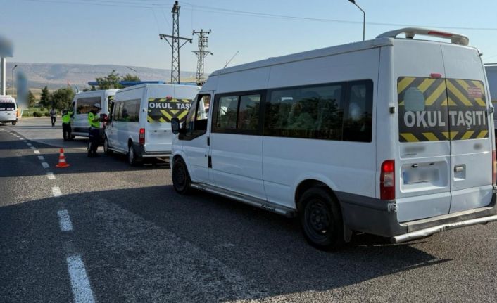 Jandarmadan okul çevrelerinde 238 personelle yoğun denetim