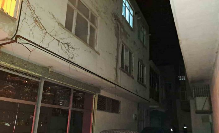 Kahramanmaraş’ta 3. kattan düşen çocuk ağır yaralandı