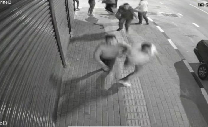 Kalabalığın arasına daldı, husumetlisini başından böyle vurdu