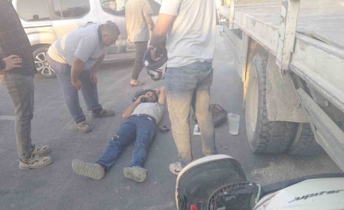Kamyon ile motosiklet çarpıştı: 1 yaralı