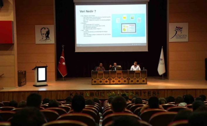 Karabük Üniversitesinde "Yapay Zekâ" söyleşisi Lise öğrencileriyle buluştu