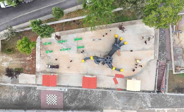 Karabük’te parklar ve spor alanları yenilenmeye devam ediyor