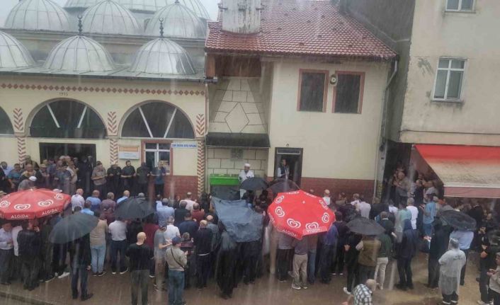 Karabük’teki kazada yaşamını yitiren sürücü toprağa verildi