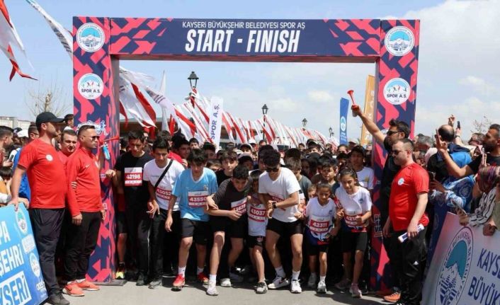 Kayseri Büyükşehir’in madalya avcısı sporcularından 8 ayda 393 madalya