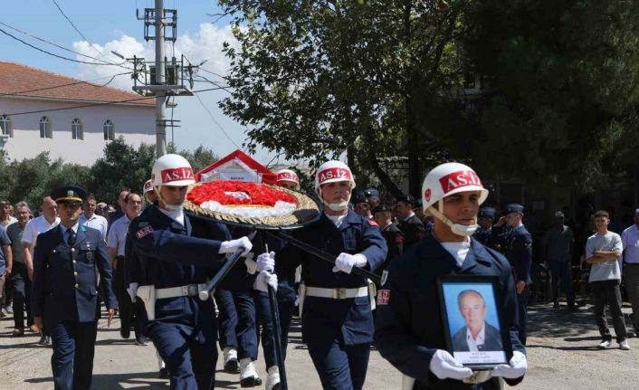 Kıbrıs Gazisi Rafi Koç, askeri törenle son yolculuğuna uğurlandı