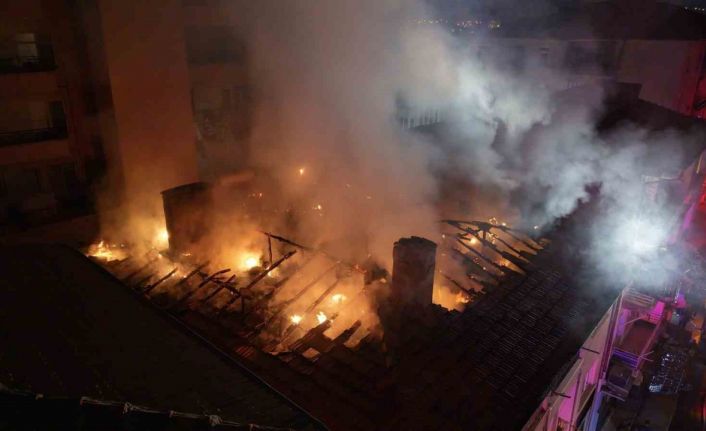 Kırıkkale’de apartman çatısında yangın paniği