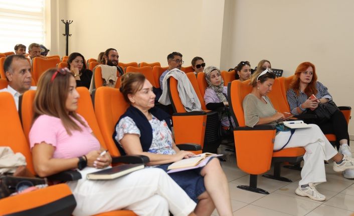 KO-MEK’ten gazetecilere "Etkili Sosyal Medya Kullanımı" eğitimi