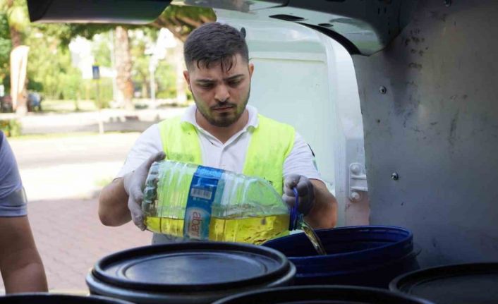 Konyaaltı’nda atık yağlar geri dönüştürülüyor
