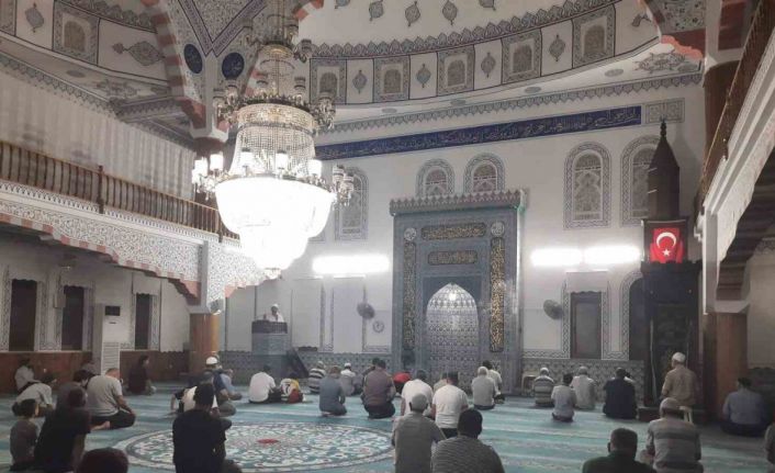 Köyceğiz’de Mevlid-i Nebi gecesi dualarla ihya edildi