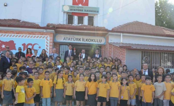 Köyceğiz’de okullar fidan dikim etkinliği ile açıldı