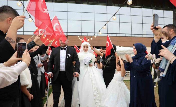 Kuzey Irak’ta gazi olan Demir dünyaevine girdi