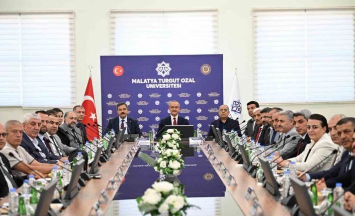 Malatya Valisi Yavuz: "MTÜ, akademik çalışmaları ve uluslararası listelerdeki yeriyle dikkat çekmektedir"