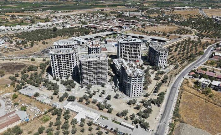 Manisa’da bir mahalle daha modern altyapıya kavuşuyor