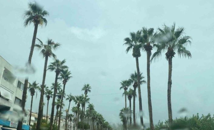 Marmaris’e sonbaharın ilk yağmuru düştü