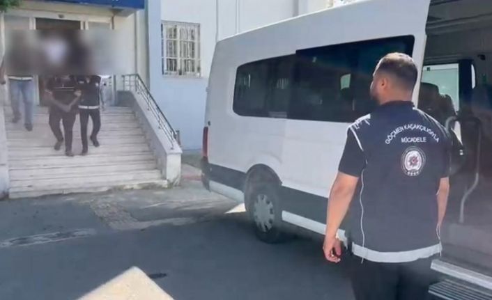 Mersin’de kaçak göçmen operasyonu: 14’ü deport edildi, 4 şüpheli tutuklandı