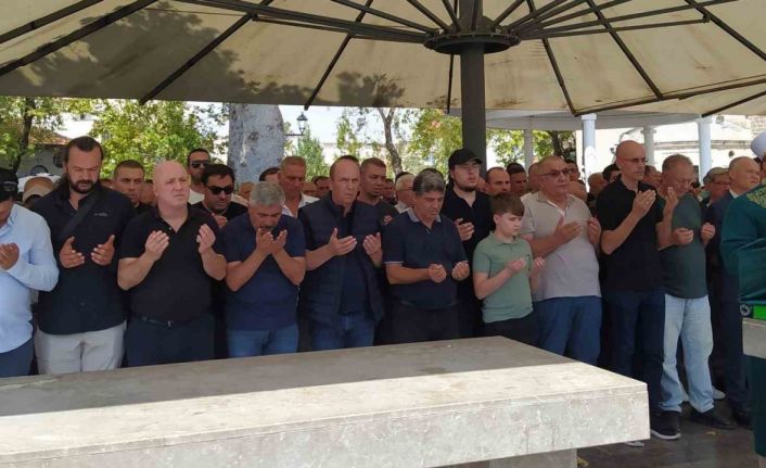 MHP eski ilçe başkanı Ceyhun Demirakın gözyaşları ile uğurlandı