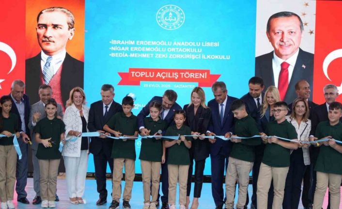 Milli Eğitim Bakanı Tekin, Gaziantep’te 3 okulun açılışını yaptı