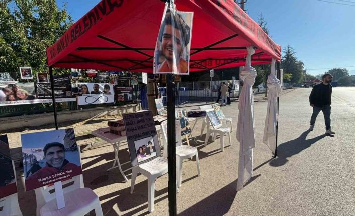 "Misafirleri uyandırmayın" yazışmaları mahkemede: Ön Büro Müdürü Tabur tanık kürsüsünde