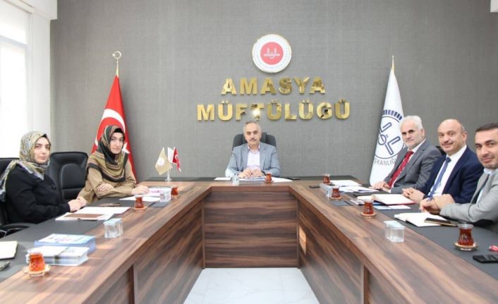 Müftü Bayram: "Gençlerimizi değerlerimizle buluşturmak öncelikli görevimiz"