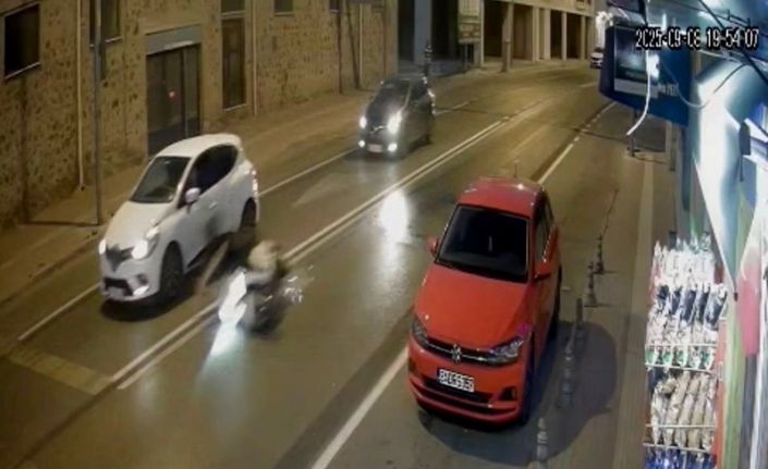 Muratlı’da motosiklet kazası kameraya yansıdı