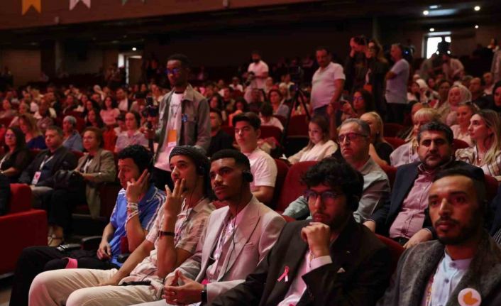 Muş’ta "12. Uluslararası Onkoloji Günleri" başladı