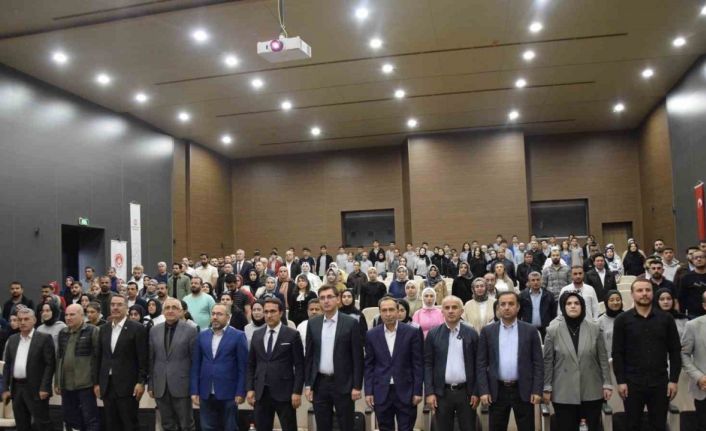 Muş’ta aile bağlarını güçlendiren değerler anlatıldı