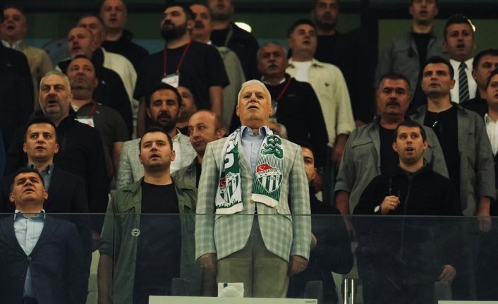 Mustafa Bozbey: "Her zaman yanındayız Bursaspor’umuz"