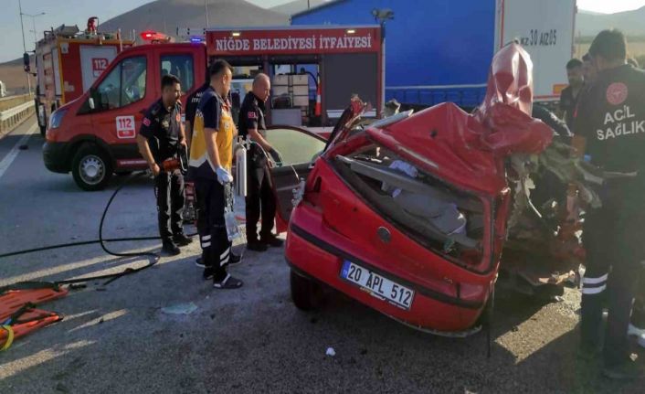 Niğde-Pozantı Otoyolu’nda feci kaza: 2 ölü, 3 yaralı