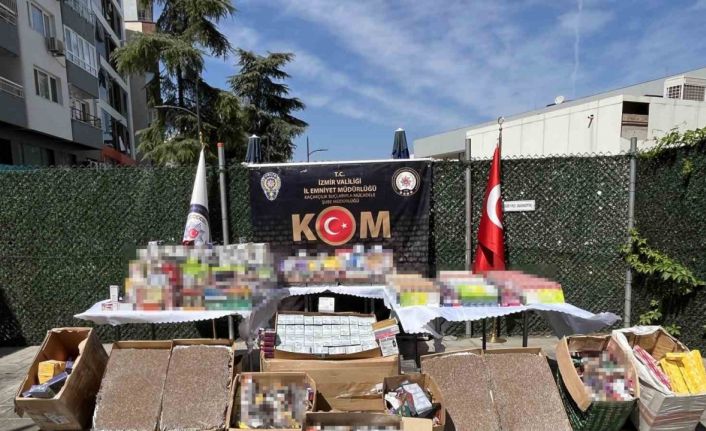 Okula dönüş öncesi İzmir polisinden sıkı denetim