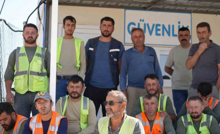 Otoyol şantiyesinde işçi krizi: Maaşlarını alamayınca oturma eylemi başlattılar