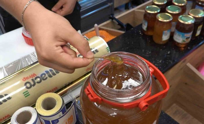 Rizeli bal üreticileri uyarıyor: "Bal güvene dayalı alınır ve tüketilir"