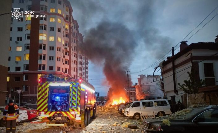 Rusya’dan Ukrayna’ya 600 İHA ve füze ile saldırı: 4 ölü, 70 yaralı