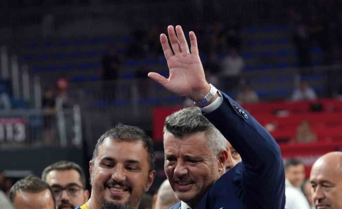 Sadettin Saran, Cumhurbaşkanlığı Kupası’nda takımını yalnız bırakmadı