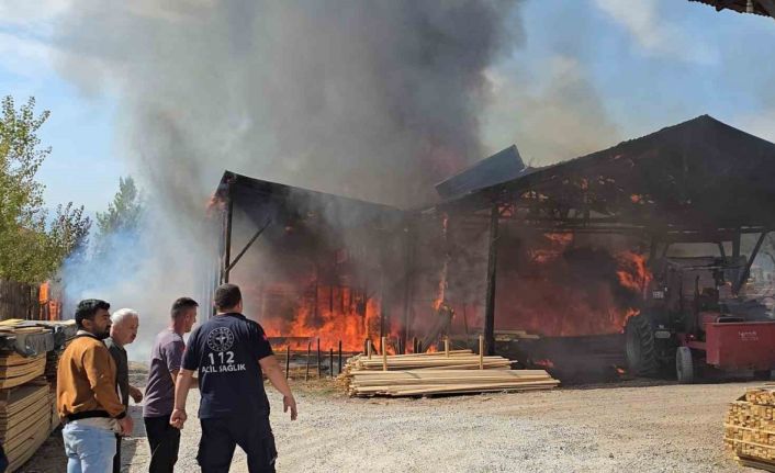 Safranbolu’da kereste fabrikasında yangın