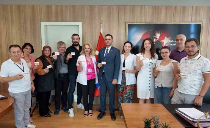 Sağlık çalışanlarından anlamlı bağış