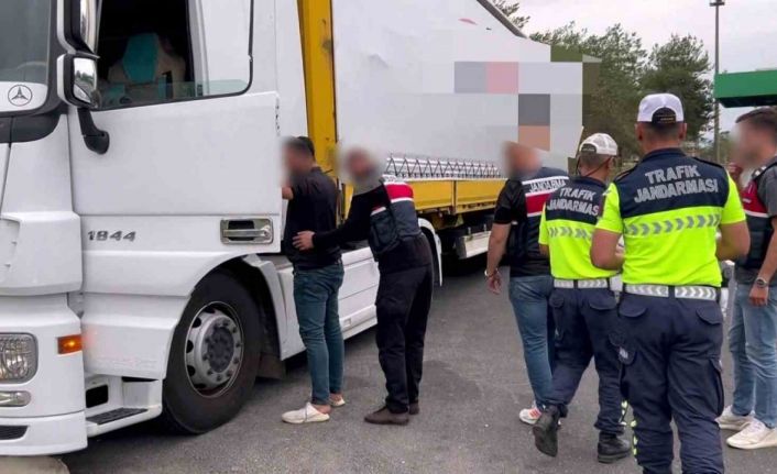 Sakarya’da 1 buçuk milyon TL’lik tütün operasyonu